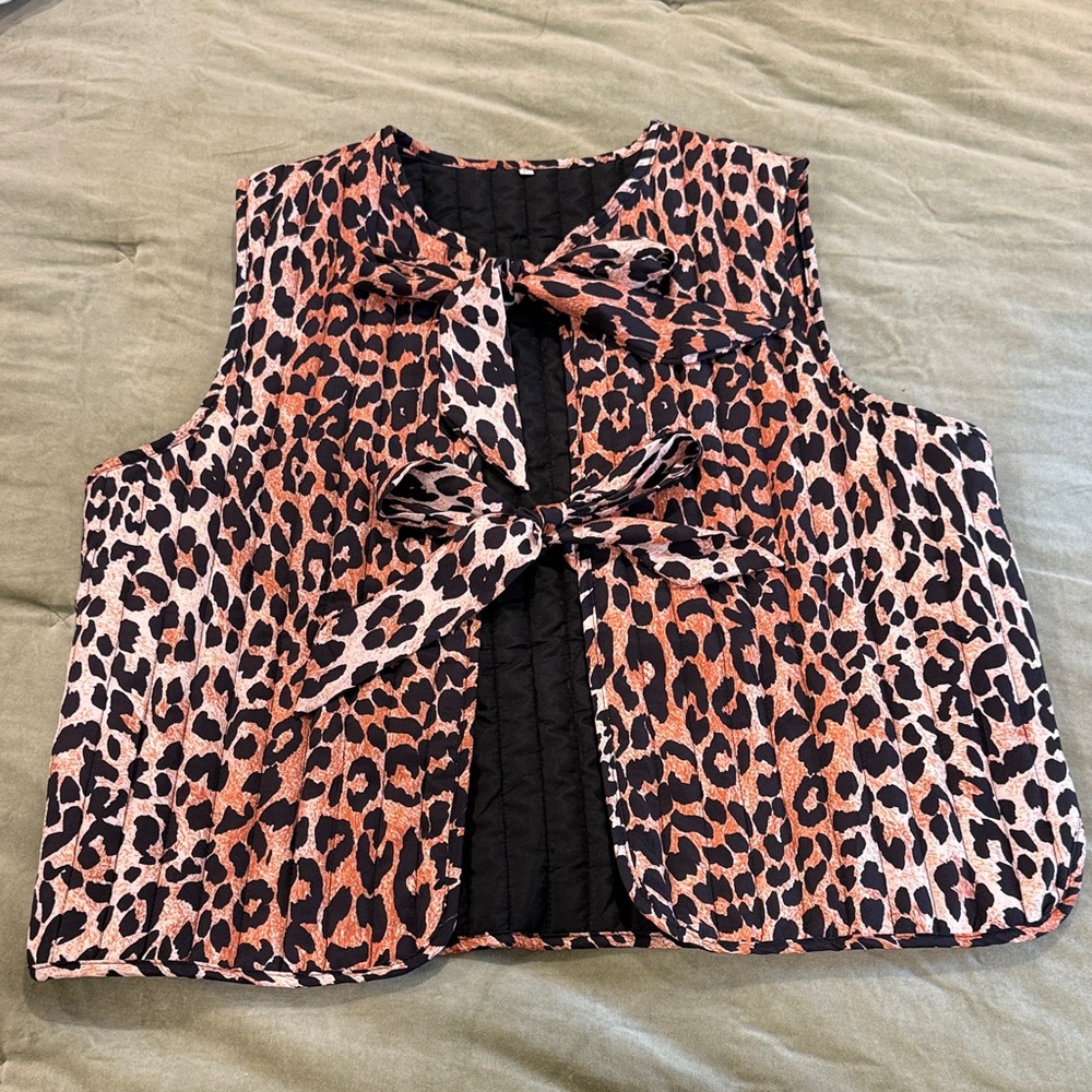 Leopard Print Vest with Bow Details